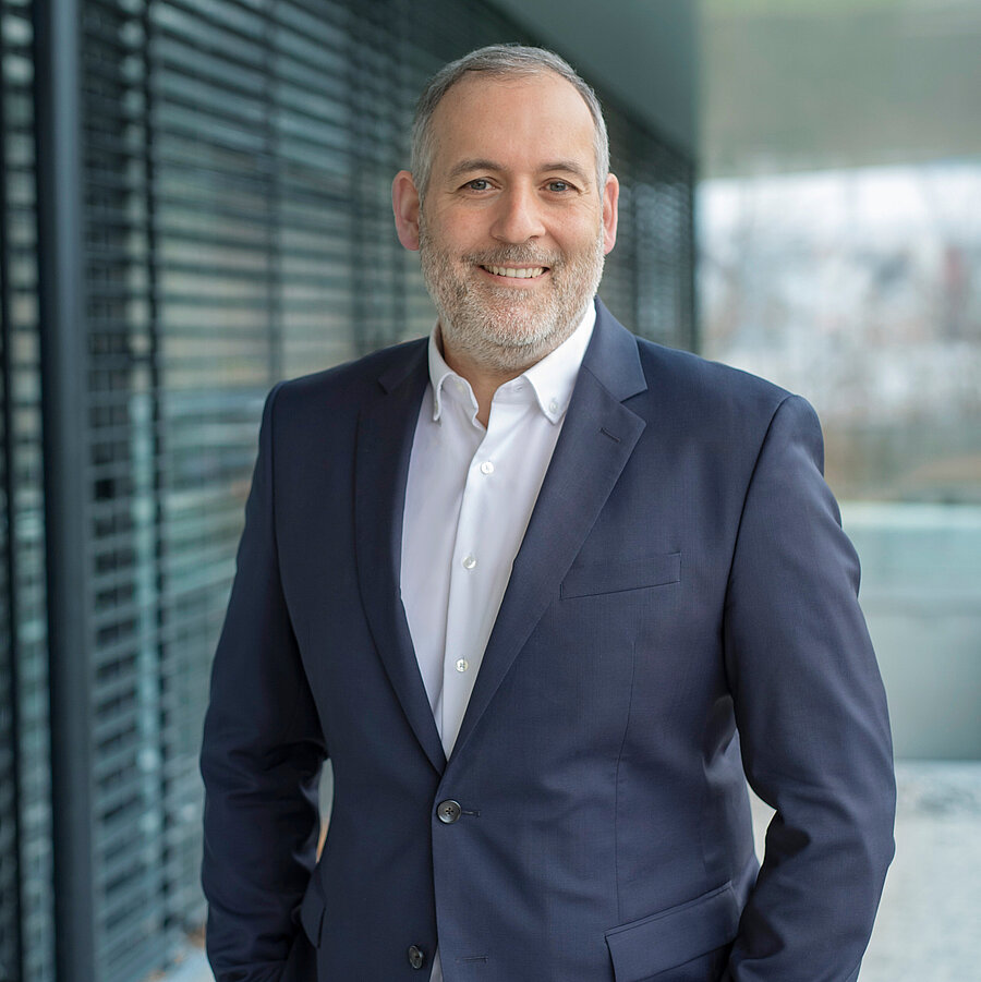 Jürgen Kleinrath, CEO NEVEON