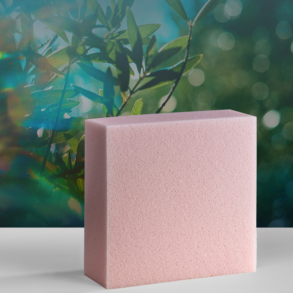 foam.hybrid eNdura. The sustainable lightweight foam for long-lasting comfort